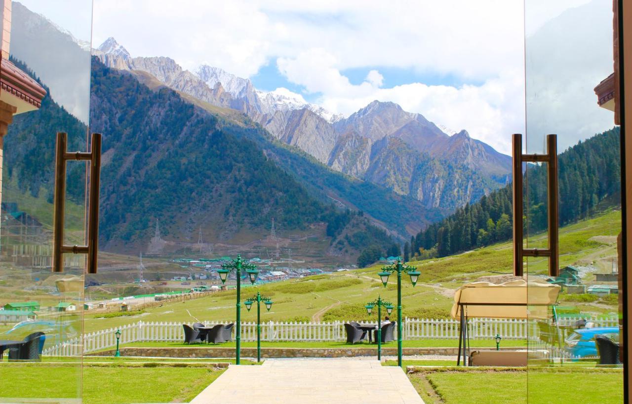 Hotel Village Walk Sonāmarg Dış mekan fotoğraf