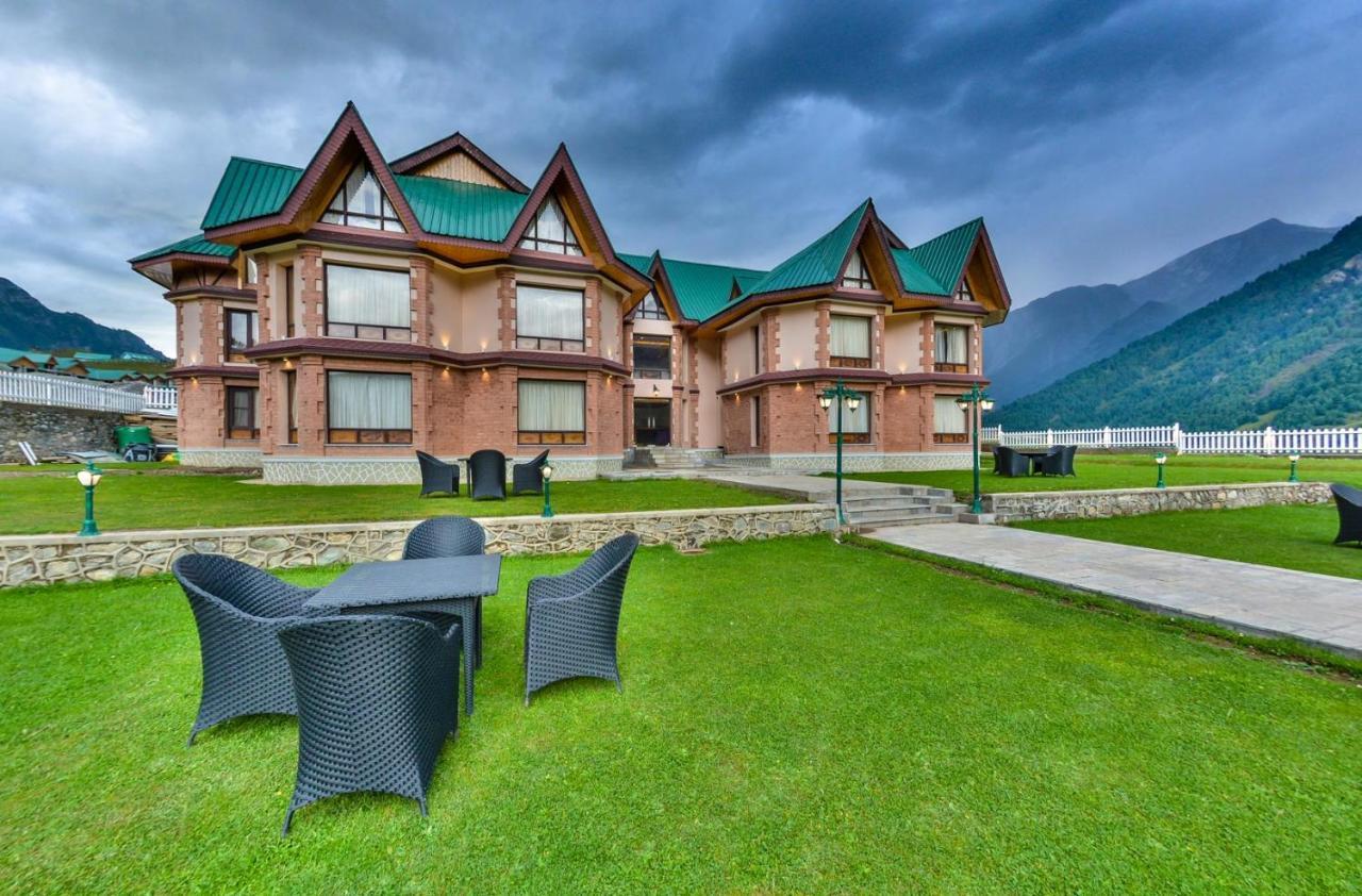 Hotel Village Walk Sonāmarg Dış mekan fotoğraf